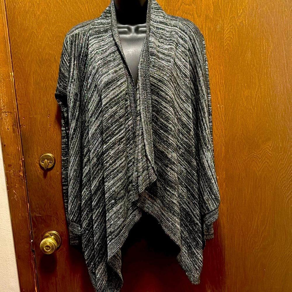 Serendipity cardigan longer front